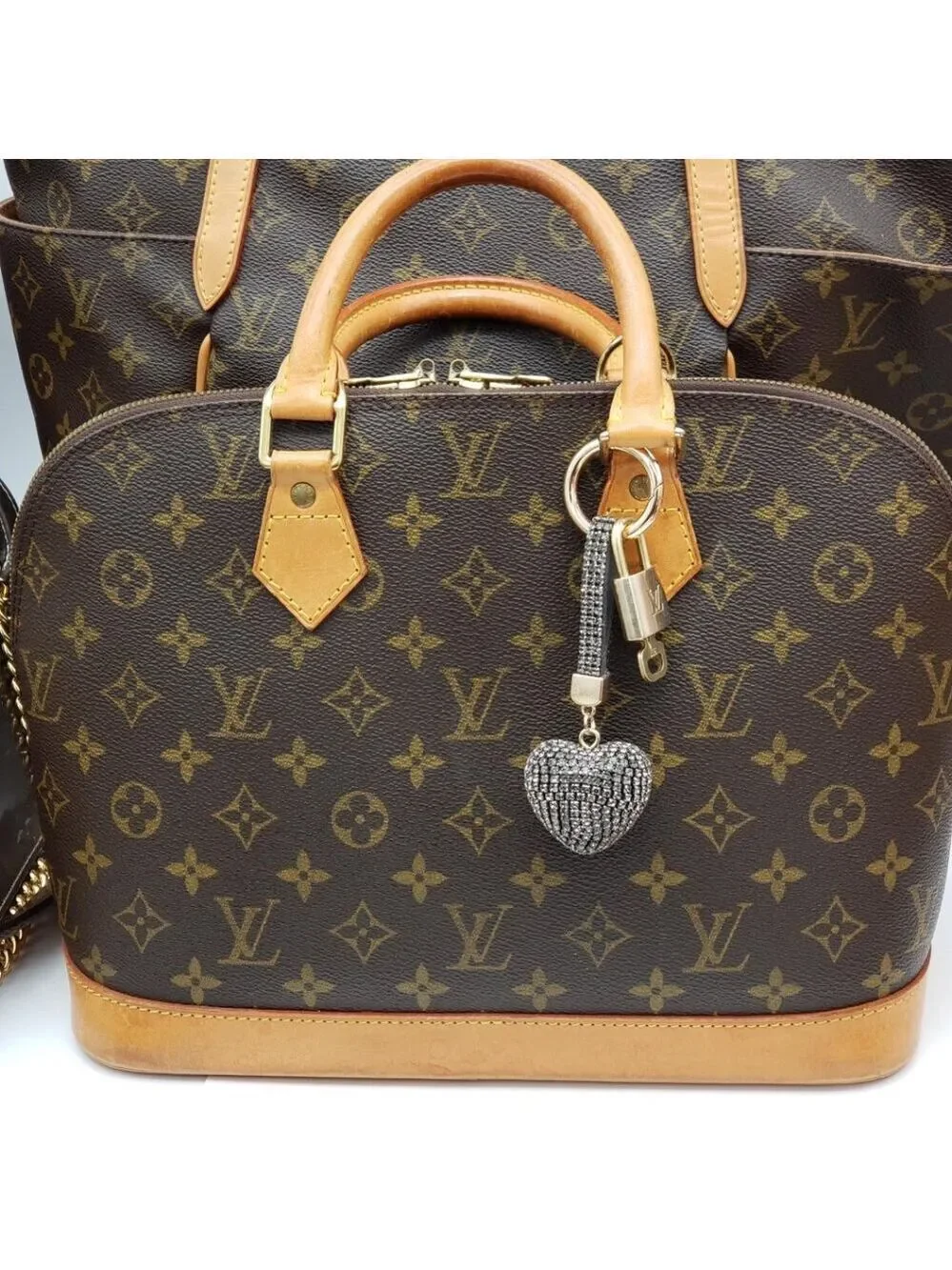 LV Gold Padlock 🔑 Authentic Louis Vuitton Charm + Unbranded Heart Keychain